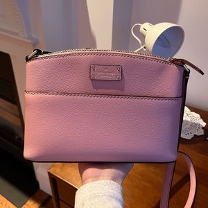 cute pink Kate Spade crossbody purse!!